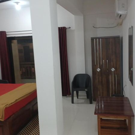 Prakash Holiday Inn Арамбол Екстериор снимка