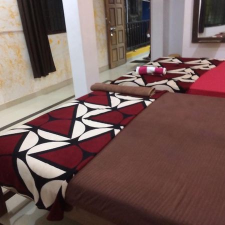 Prakash Holiday Inn Арамбол Екстериор снимка